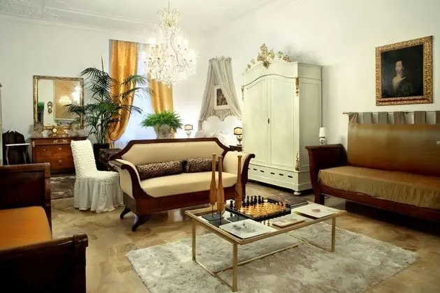 Junior Stüdyo Süit, Sıcak Su Havuzu