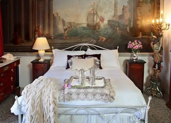 Junior Süit, Şehir Manzaralı (Capriccio)