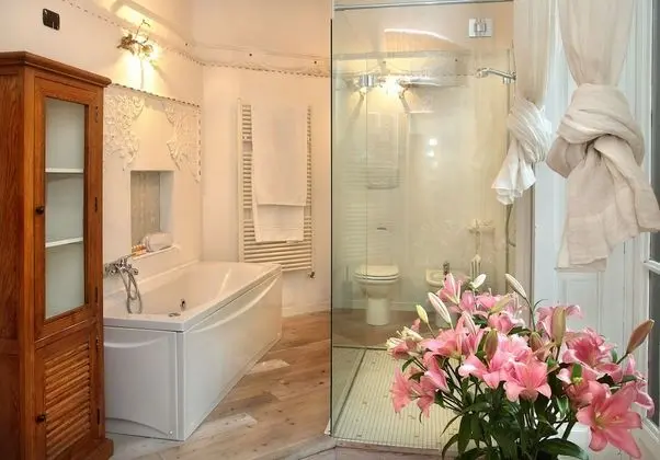 Junior Süit, Şehir Manzaralı (Capriccio)