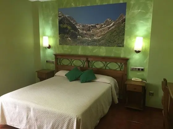 Tek Büyük veya İki Ayrı Yataklı Oda