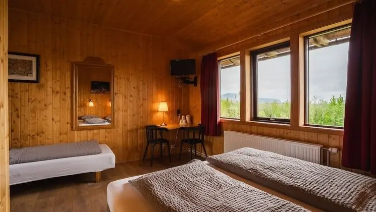 Üç Kişilik Oda, 3 Tek Kişilik Yatak, Özel Banyo