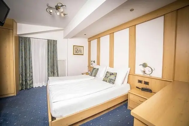 Junior Süit