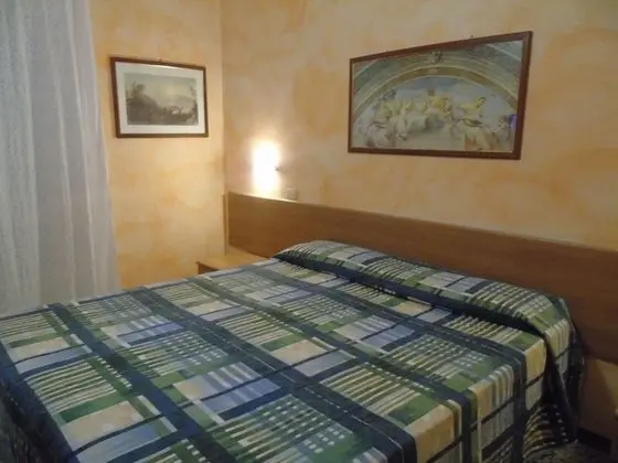 Standard Dört Kişilik Oda