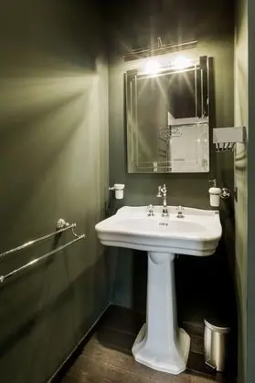 Superior Tek Büyük Yataklı Oda