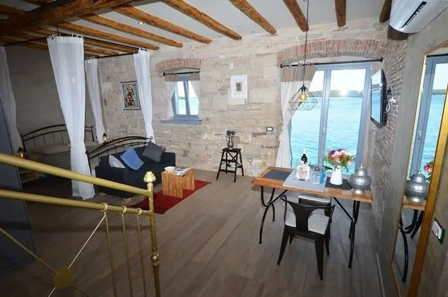 Stüdyo, Deniz Manzaralı