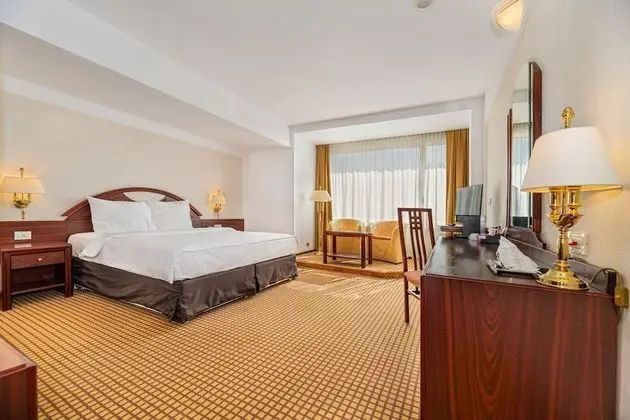 Executive King Room with SPA access