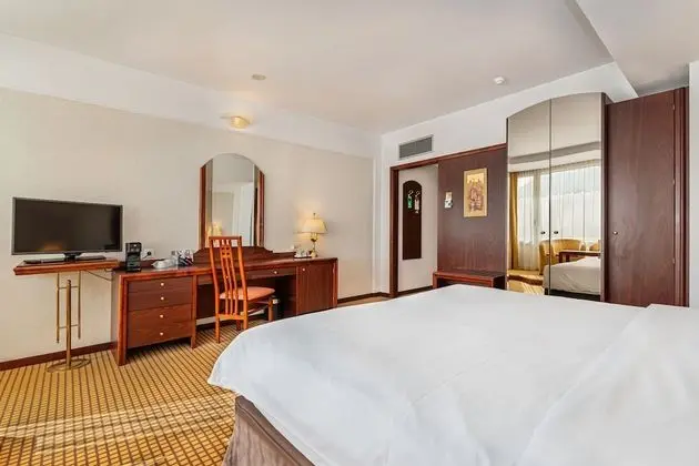 Executive King Room with SPA access