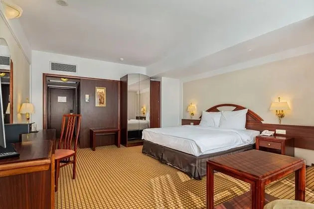 Executive King Room with SPA access