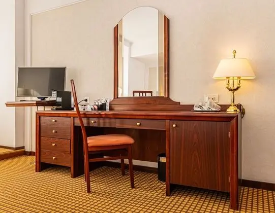 Executive King Room with SPA access