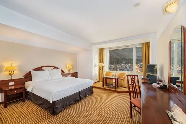 Executive King Room with SPA access