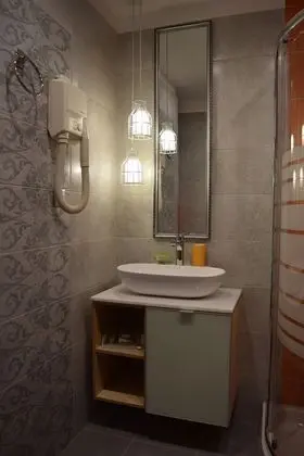 Oda, 2 Tek Kişilik Yatak