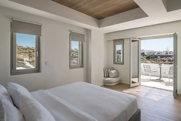 Junior Tek Büyük Yataklı Oda, 1 En Büyük (King) Boy Yatak, Teras, Deniz Manzaralı