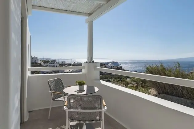 Junior Tek Büyük Yataklı Oda, 1 En Büyük (King) Boy Yatak, Teras, Deniz Manzaralı