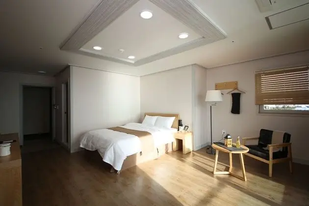 Deluxe Tek Büyük Yataklı Oda, Deniz Manzaralı