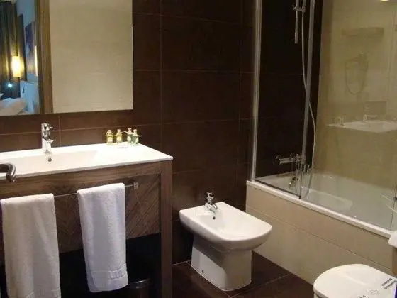 Çift ​​kişilik Standard