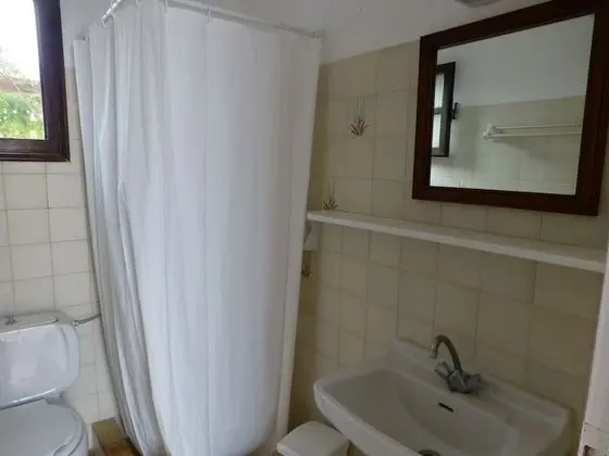 Stüdyo, Havuz Manzaralı