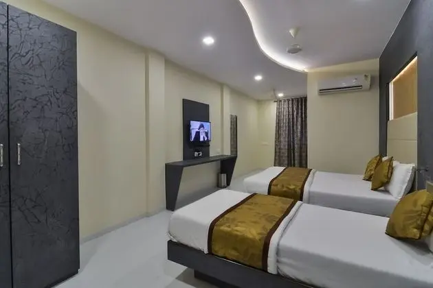Deluxe Üç Kişilik Oda