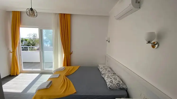 Standart Oda, Havuz veya Bahçe Manzaralı, Balkonlu