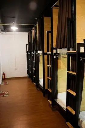 Ortak Ranzalı Oda, Karma Ranzalı Oda (Bed in 10-bed)