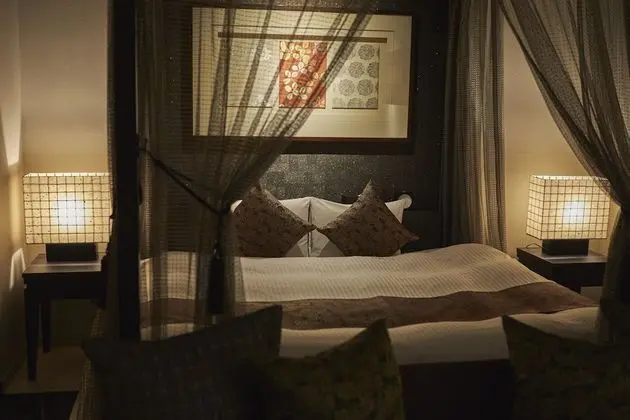 Deluxe Oda (Sofa and Bed or Low Bed)