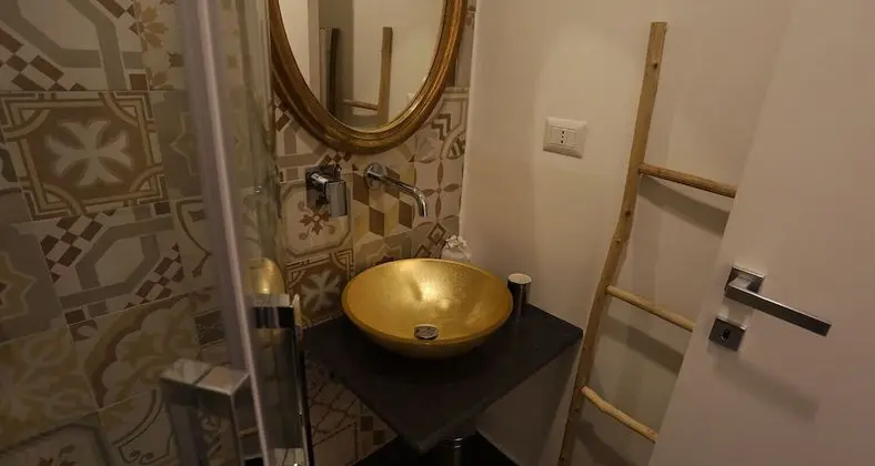 Tek Büyük Yataklı Oda, Özel Banyo (Robusta)