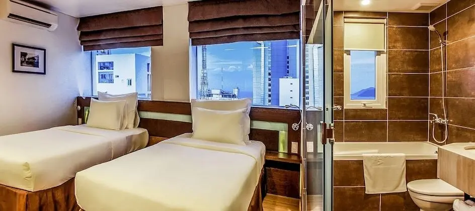 Executive Tek Büyük veya İki Ayrı Yataklı Oda, Balkon, Şehir Manzaralı
