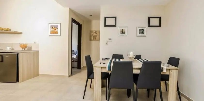 Villa, 4 Yatak Odası, Deniz Manzaralı (Mint)