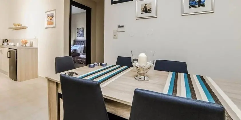 Villa, 4 Yatak Odası, Deniz Manzaralı (Mint)