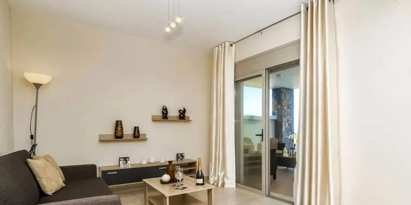 Villa, 4 Yatak Odası, Deniz Manzaralı (Mint)