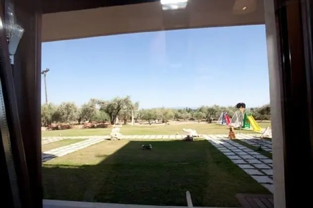 Stüdyo, Zemin Kat
