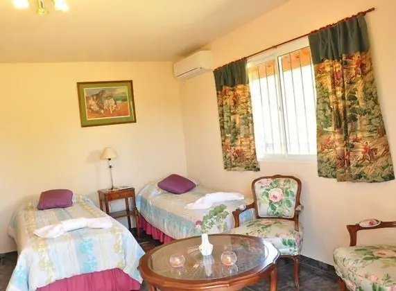 Tek Büyük Yataklı Oda