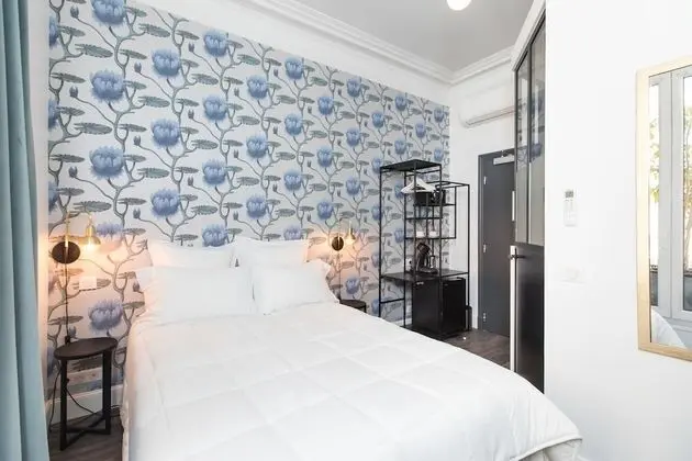 Tek Büyük Yataklı Oda (Petite Chambre Double, Vue sur la Rue)
