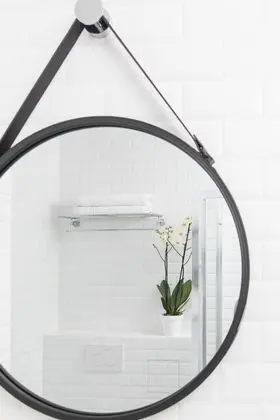 Tek Büyük Yataklı Oda (Petite Chambre Double, Vue sur la Rue)