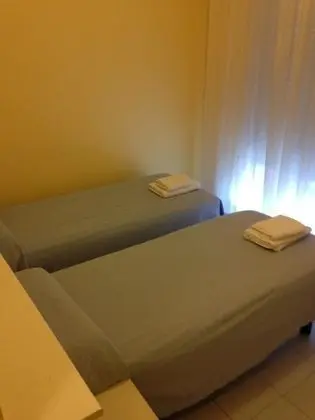 Tek Büyük veya İki Ayrı Yataklı Oda
