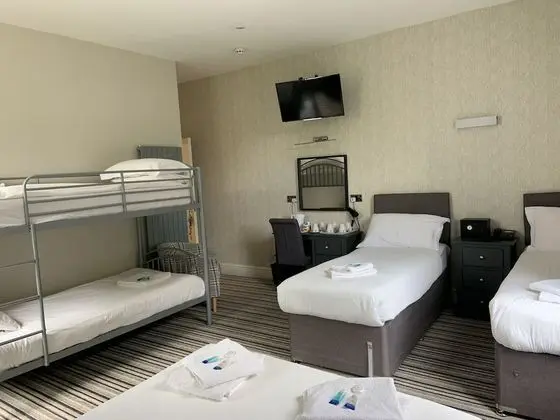 Superior Süit, Banyolu/Duşlu