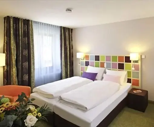 Economy Tek Büyük Yataklı Oda