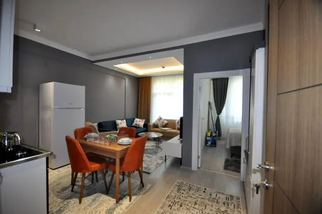 1+1 Oda, Bahçe Manzaralı, Balkonsuz