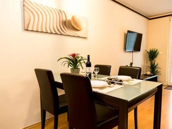 Grand Apart Daire, Sigara İçilmez, Teras