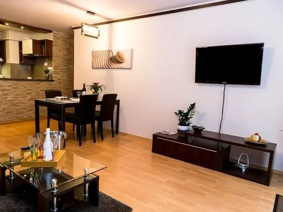 Grand Apart Daire, Sigara İçilmez, Teras