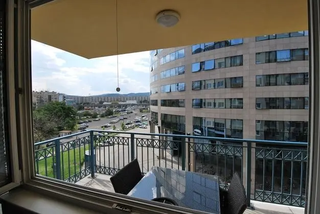 Grand Apart Daire, Sigara İçilmez, Teras