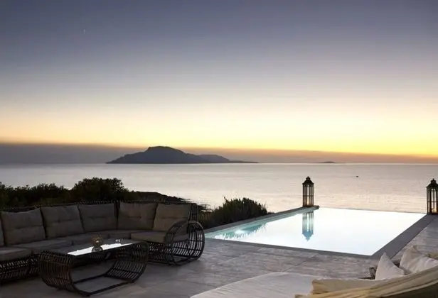Villa, Kişiye Özel Havuzlu