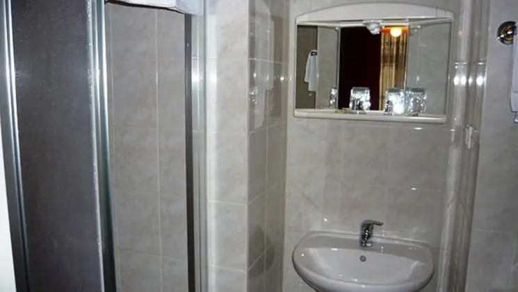 Standard Tek Kişilik Oda