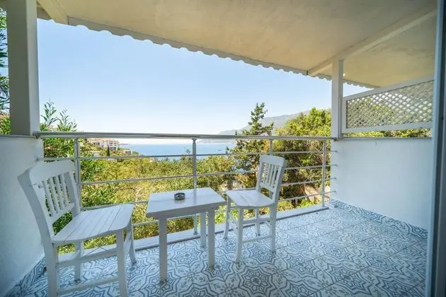 https://images.odamax.com/img/1920x1080/odamax/image/upload/Arpia_Hotel_Ka_14_Adult_Only__202607151702500_BALKON_2.jpg