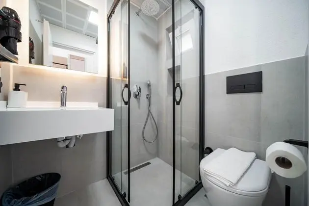 https://images.odamax.com/img/1920x1080/odamax/image/upload/Arpia_Hotel_Ka_14_Adult_Only__202607151738512_BANYO_1.jpg