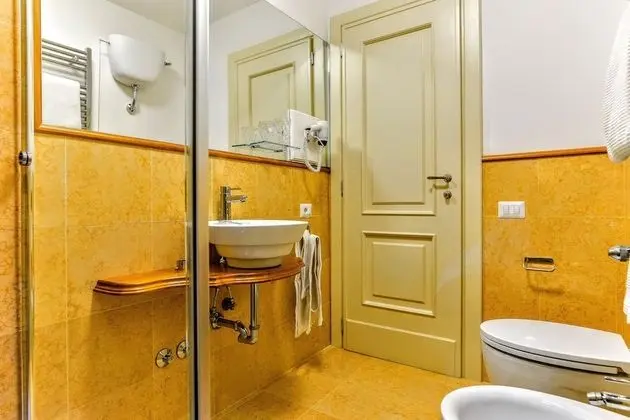 Superior Tek Büyük Yataklı Oda