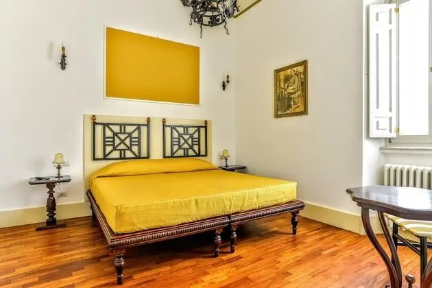 Tek Büyük Yataklı Oda