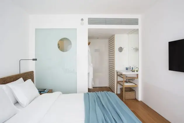 Quarto Medio (vista cidade)