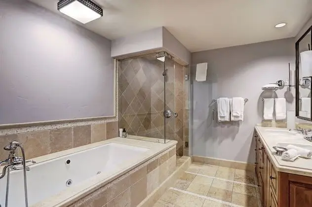Oda, 4 Yatak Odası (Residence)