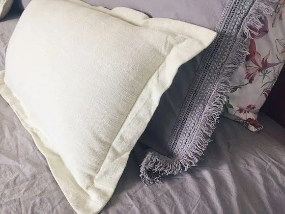 Deluxe Tek Büyük Yataklı Oda, Havuz Manzaralı