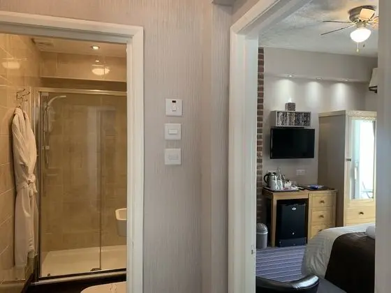 Deluxe Tek Büyük veya İki Ayrı Yataklı Oda, Balkon